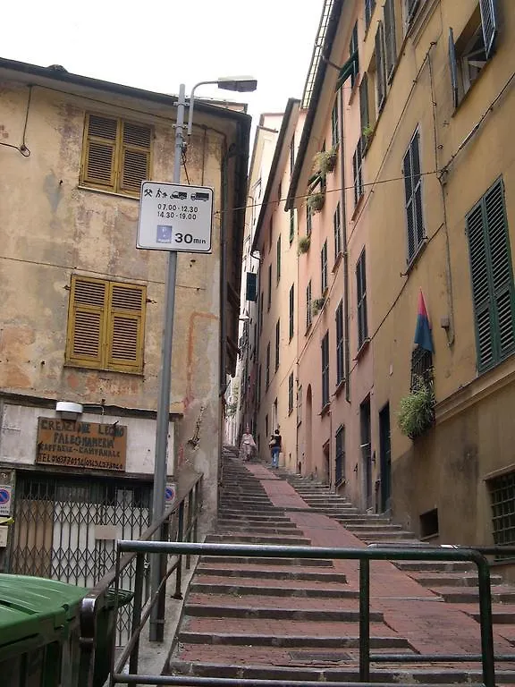 Monolocale In Sant'Anna Lägenhet Genua